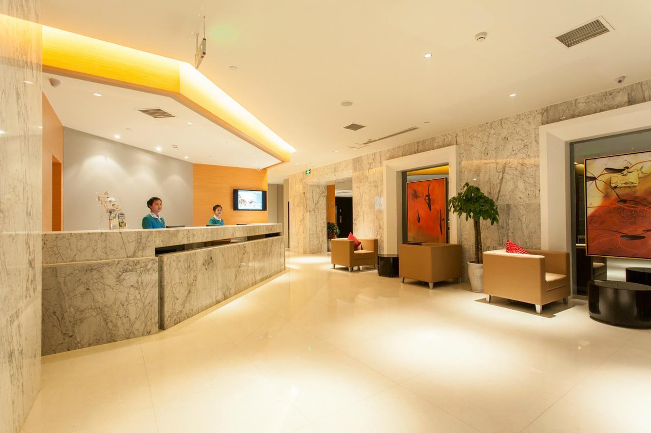 Magnolia Business Hotel Xining Railway Station Grand Cross Mojia Street Exterior photo